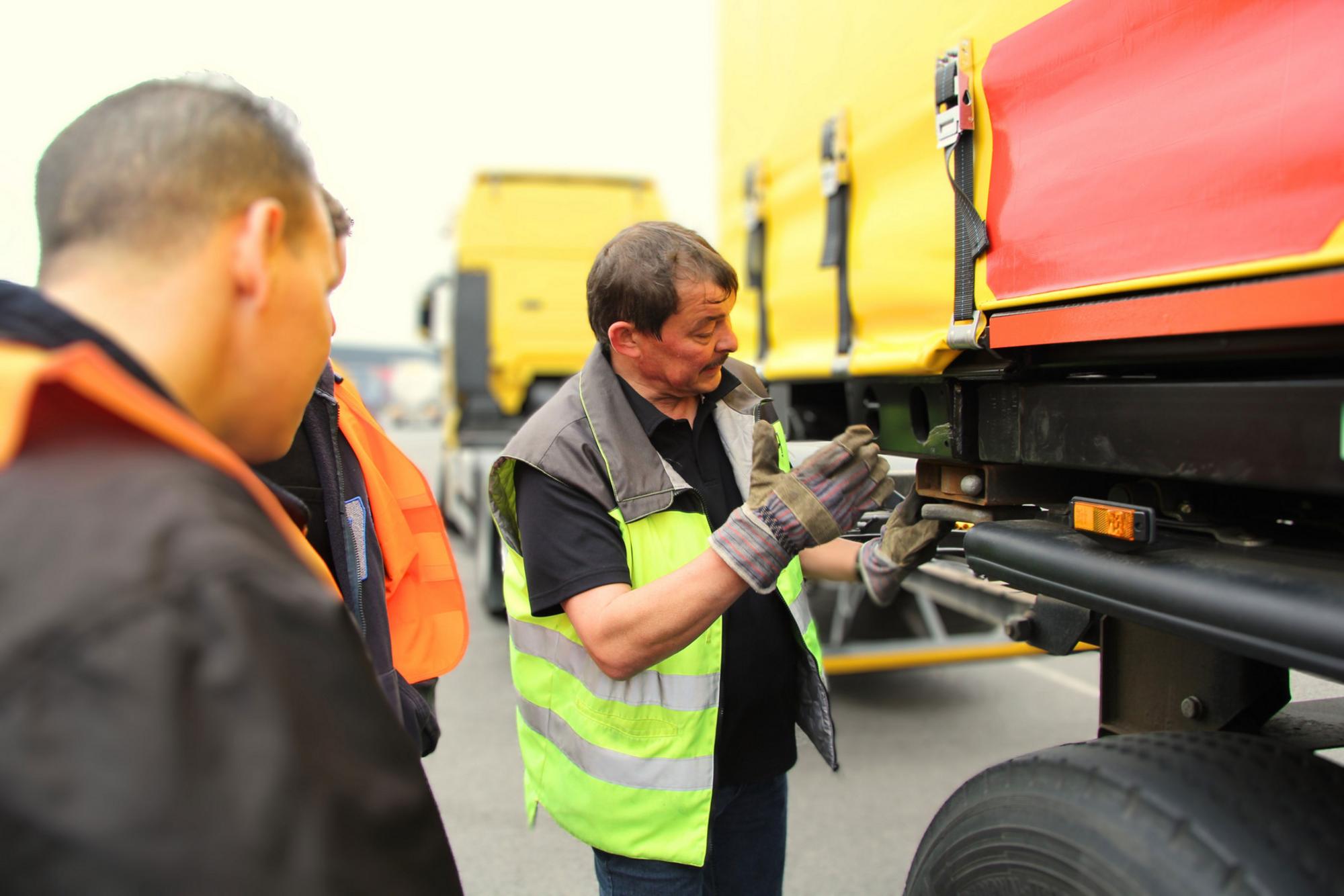 Dozenten und Pädagogen für Fahrlehrer-Ausbildung gesucht Dozenten und Pädagogen für Fahrlehrer-Ausbildung gesucht